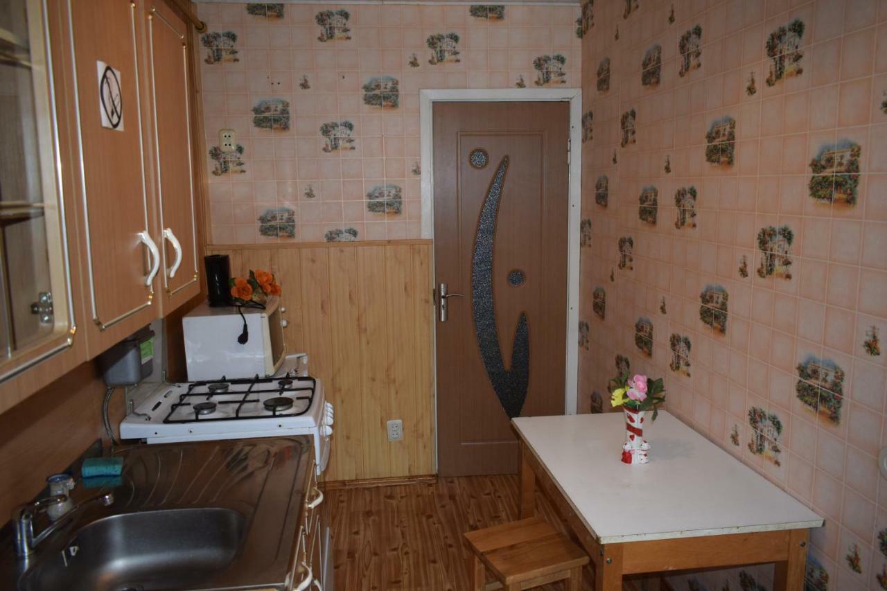 Chernobyl Type Rooms In A Block Flat House Šiauliai Extérieur photo