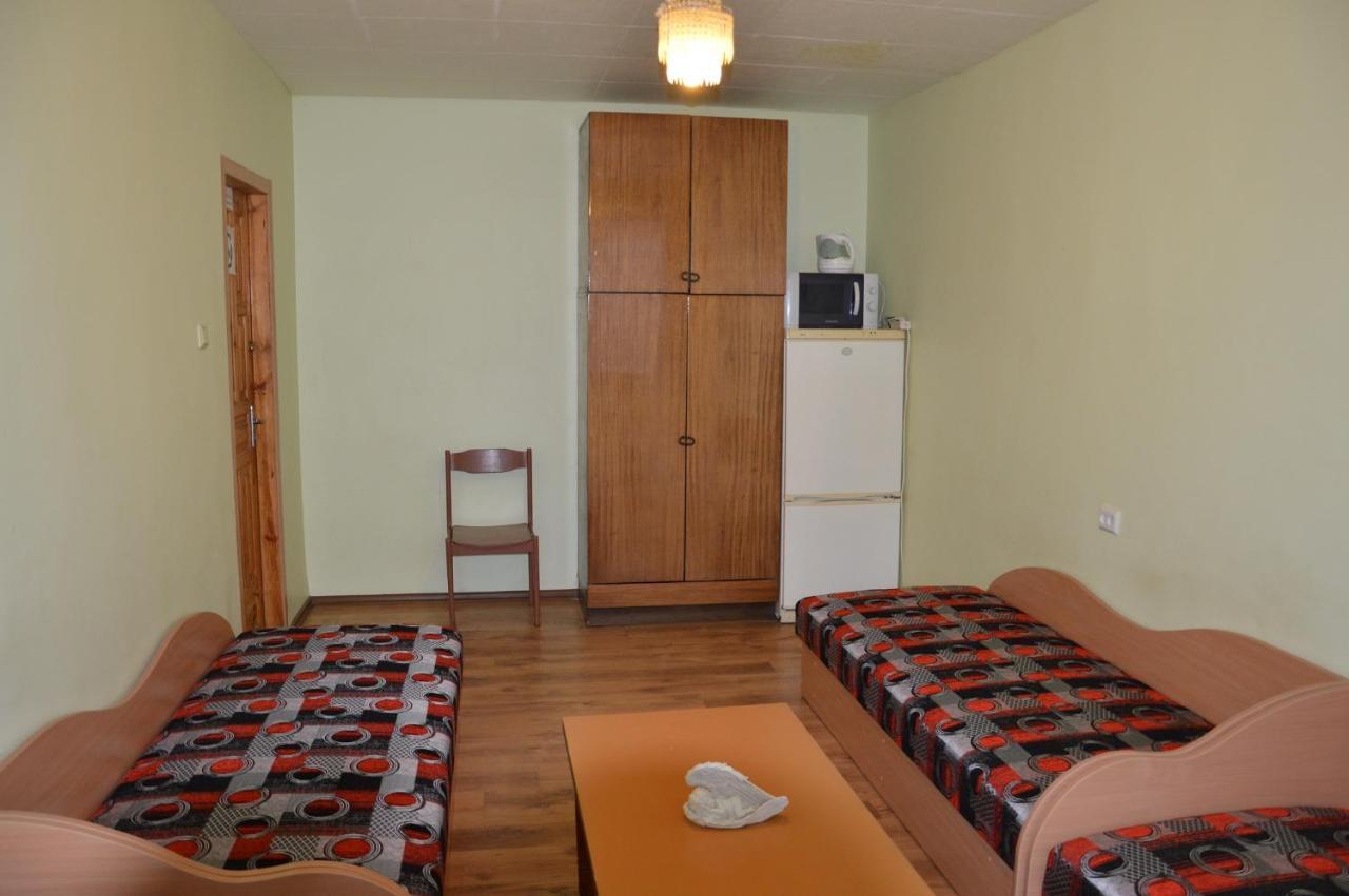 Chernobyl Type Rooms In A Block Flat House Šiauliai Extérieur photo